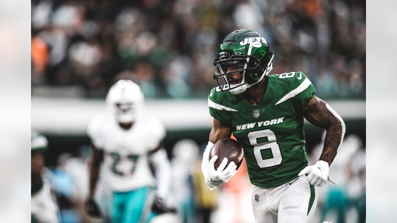 Safety Tony Adams continues to be an unexpected surprise for Jets