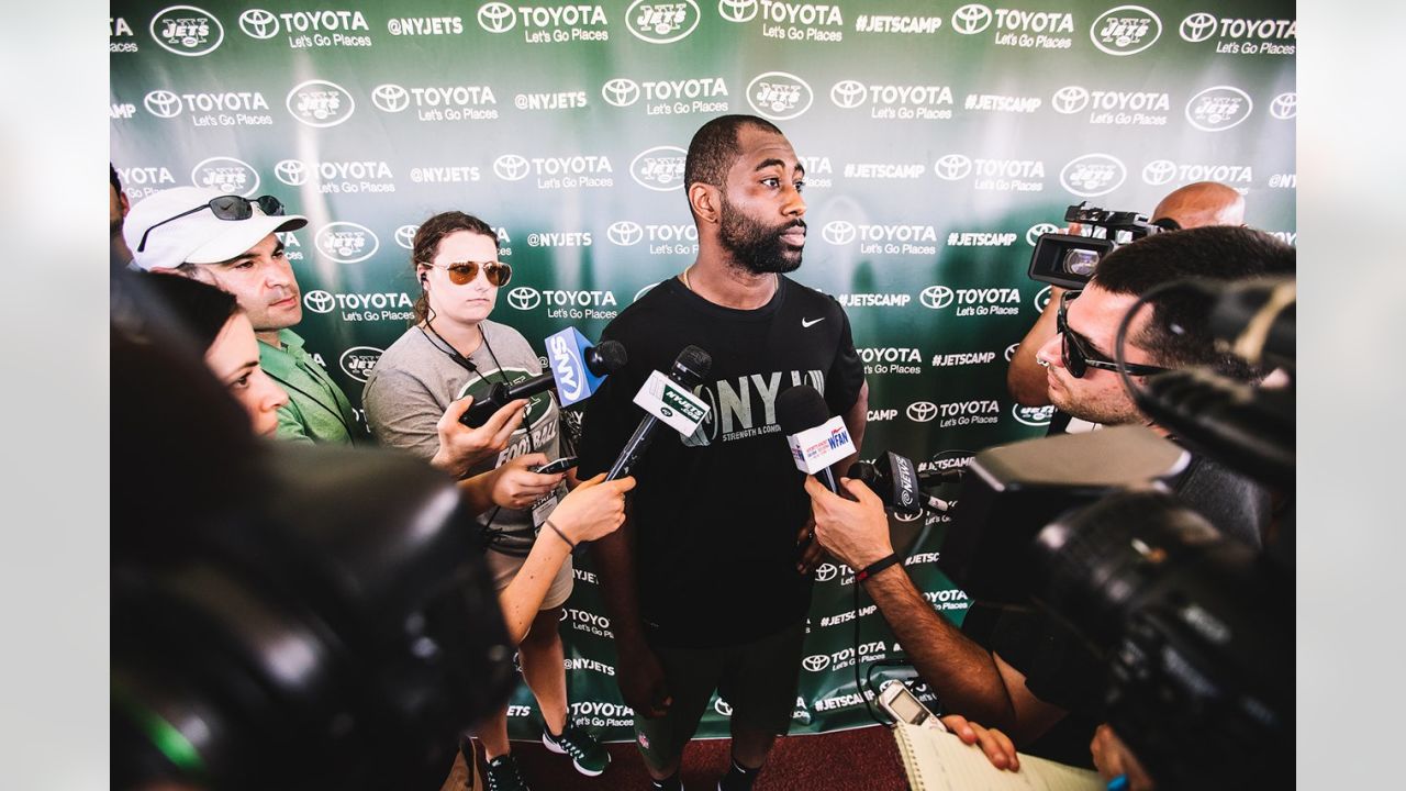 Darrelle Revis: 'Island' Drove Hard on His Ride to Reach Hall of Fame