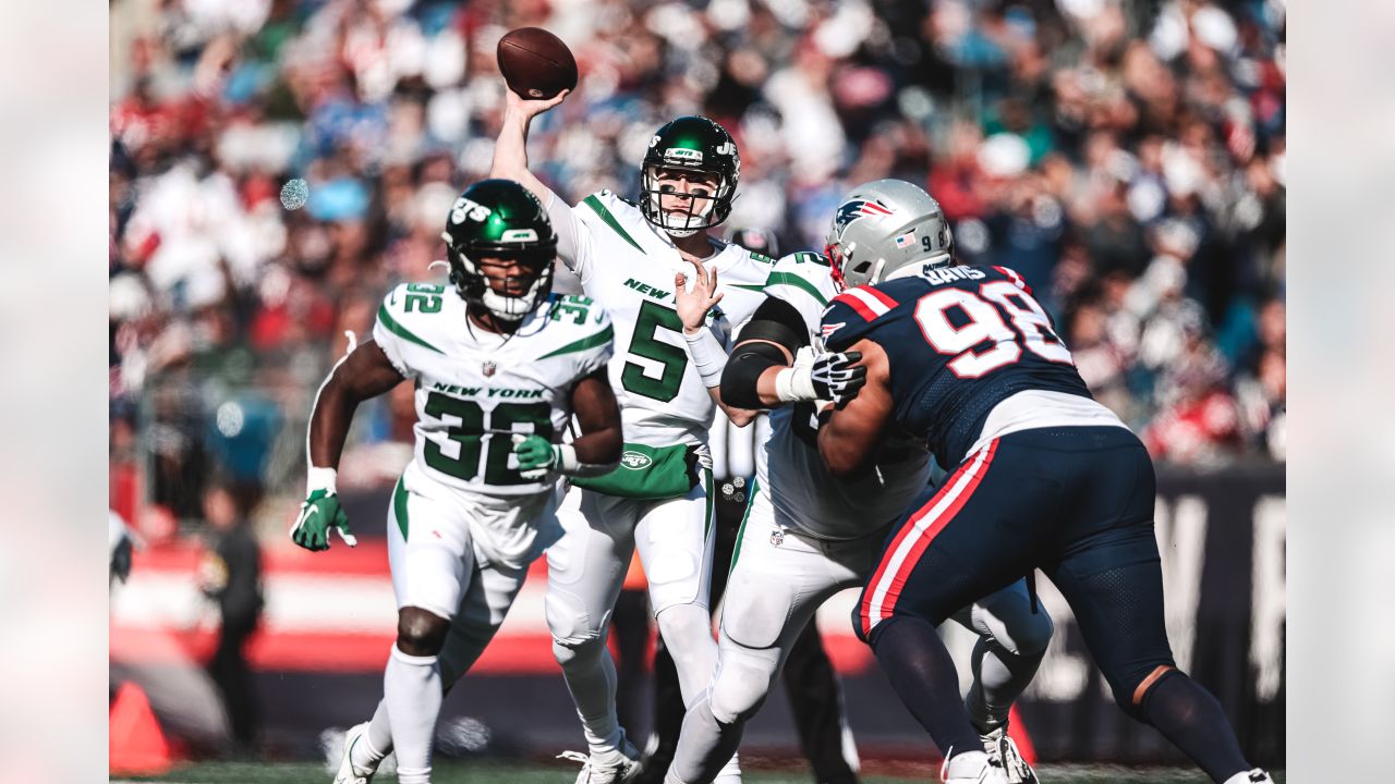 Zach Wilson injury: Who is Jets backup QB with starter injured? -  DraftKings Network