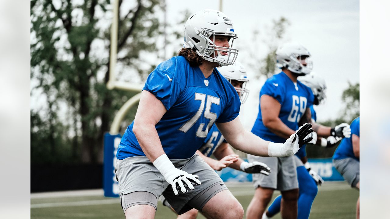 O-line backups plug in seamlessly in Detroit Lions' mighty performance