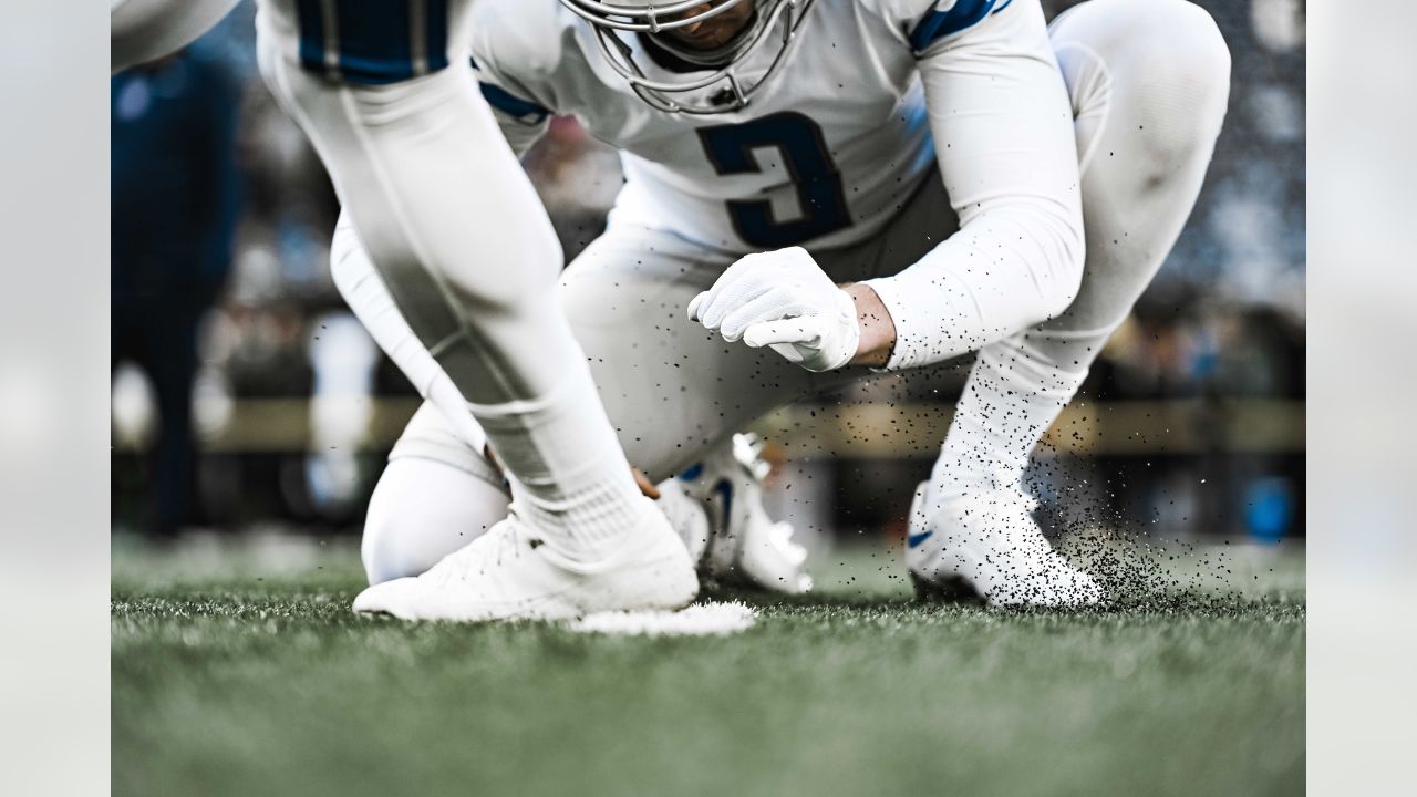 EAST RUTHERFORD, NJ - DECEMBER 18: Detroit Lions defensive end Aidan  Hutchinson (97) during the National Football League game between the New  York Jets and the Detroit Lions on December 18, 2022