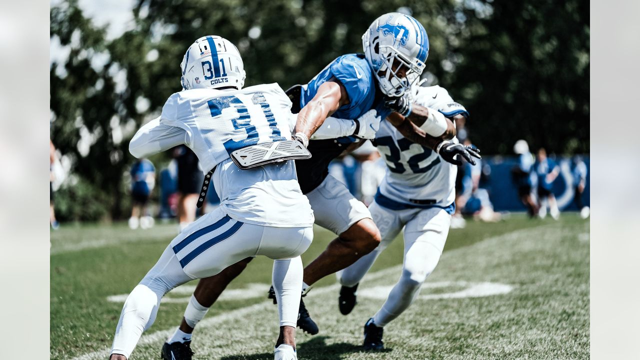 Observations: Detroit Lions worked over by Colts for much of Day 1 