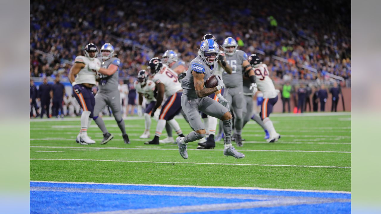 Trubisky's 3rd TD Pass Lifts Bears to 24-20 Win Over Lions, Chicago News