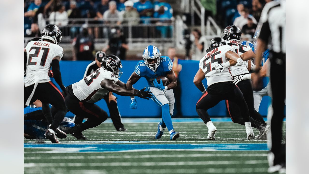 Lions' Jermar Jefferson Shows off Epic Hurdle vs. Colts