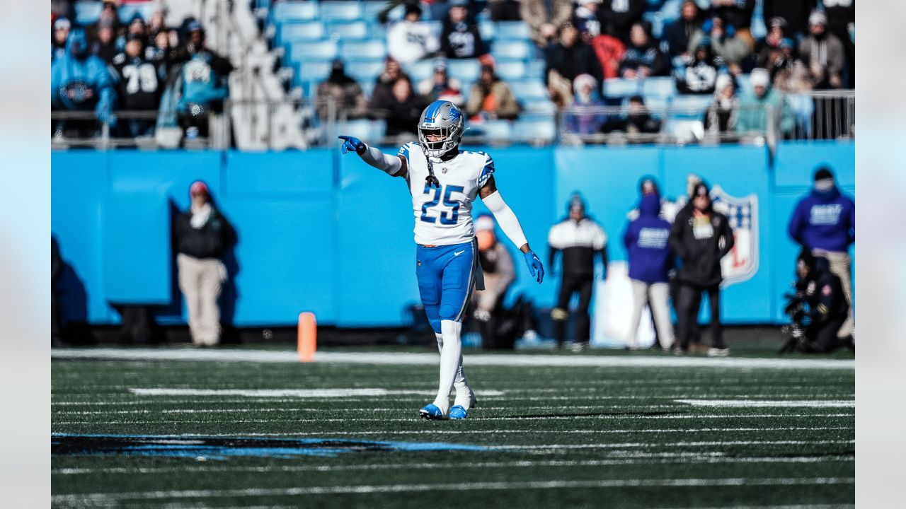 Detroit Lions running back Craig Reynolds (13) looks on against the  Carolina Panthers during a preseason NFL football game Friday, Aug. 25,  2023, in Charlotte, N.C. (AP Photo/Jacob Kupferman Stock Photo - Alamy