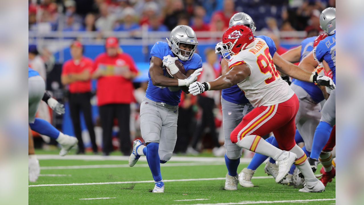 Detroit Lions running back J.D. McKissic (41) is tackled by Kansas