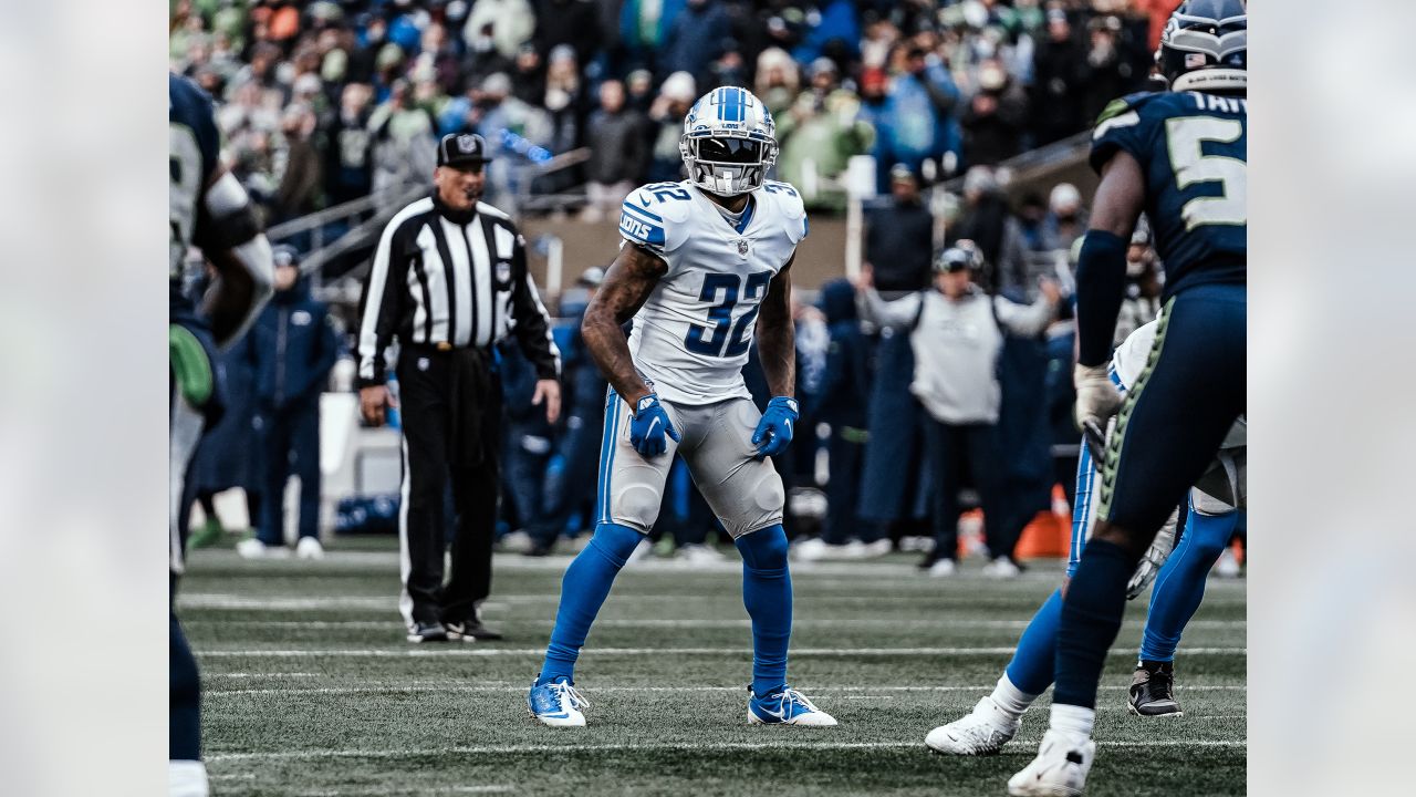 Detroit Lions rookie WR Amon-Ra St. Brown shows off versatility in loss to  Seahawks