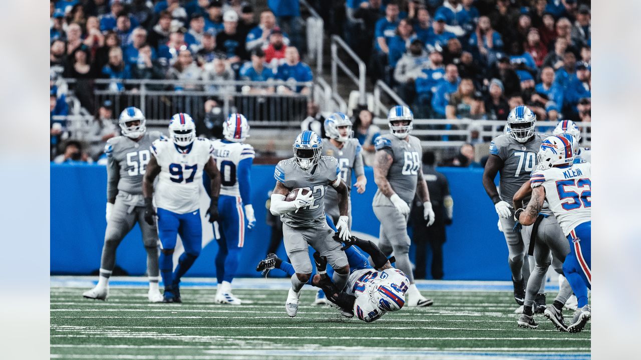 DETROIT, MI - NOVEMBER 24: Detroit Lions Running Back (42) Justin Jackson  receives the opening kickoff in the game between Buffalo Bills and Detroit  Lions on November 24, 2022 in Detroit, MI (