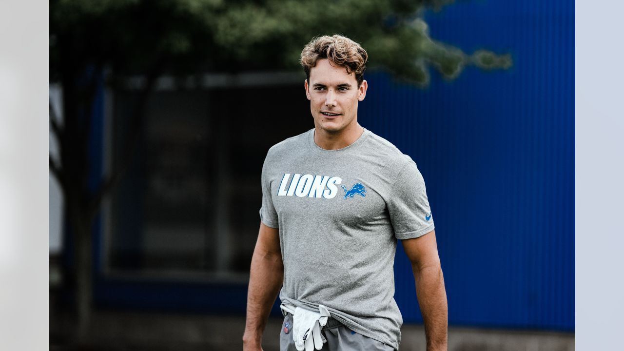 ALLEN PARK, MI - JULY 30: Detroit Lions Chad Hansen wide receiver (82)  during practice at Detroit Lions training camp on July 30, 2021 at Lions  Practice Facility in Allen Park, MI (