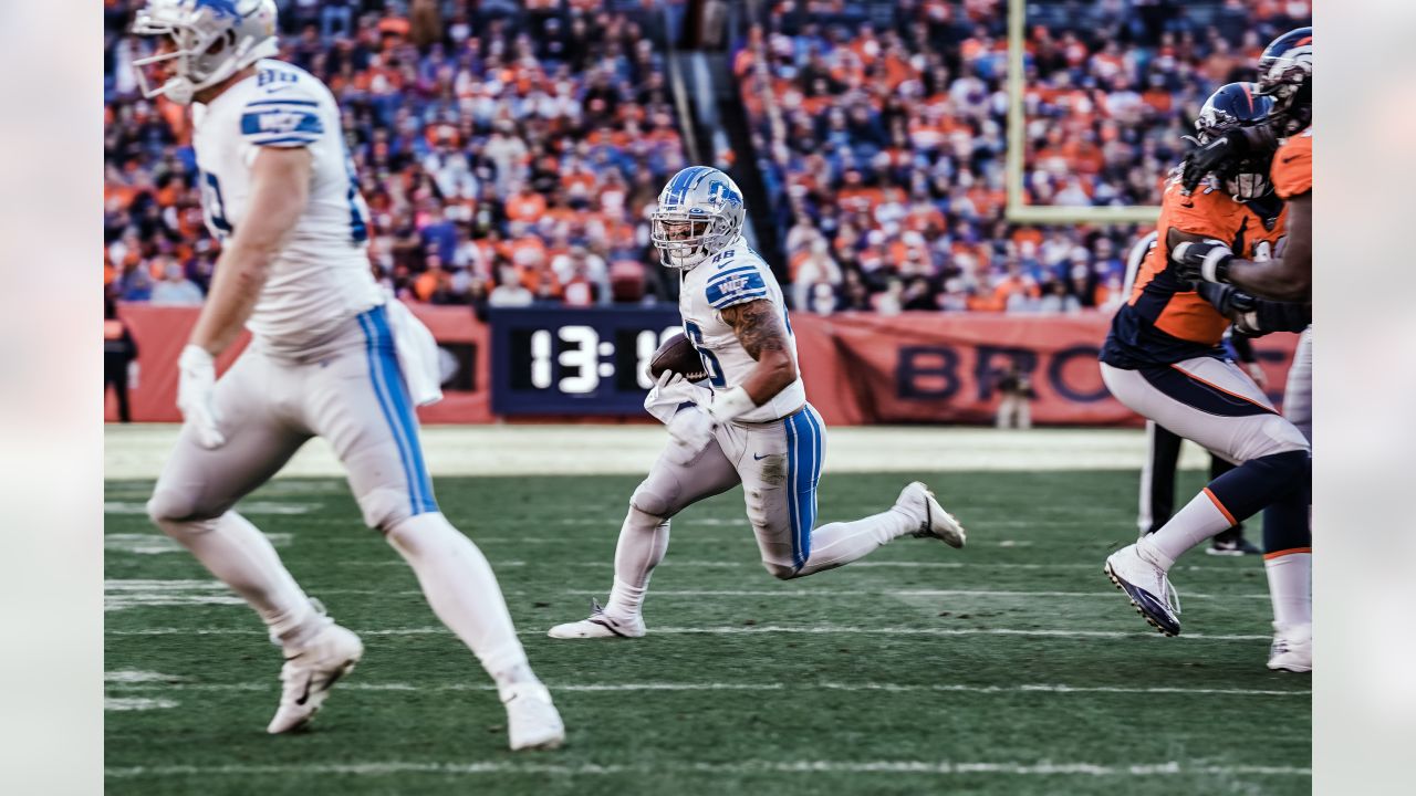 Rookie CB Jerry Jacobs leaves Lions-Broncos game with knee injury