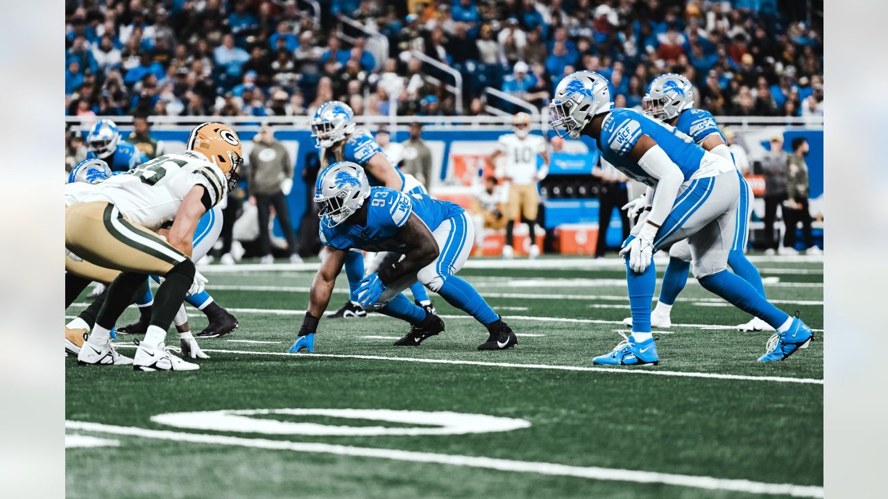 LB Derrick Barnes puts up career performance in Detroit Lions' win over  Packers