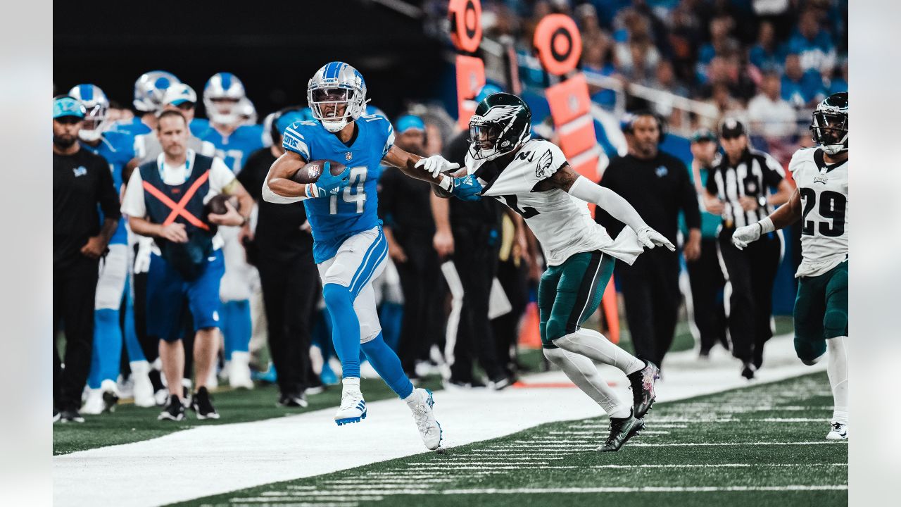 Touchdown celebration by Eagles' D'Andre Swift is a Philly thing