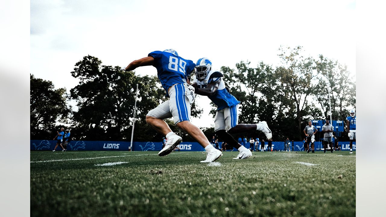 Lions news: Jack Campbell, Levi Onwuzurike get PFF's honors of the week -  Pride Of Detroit