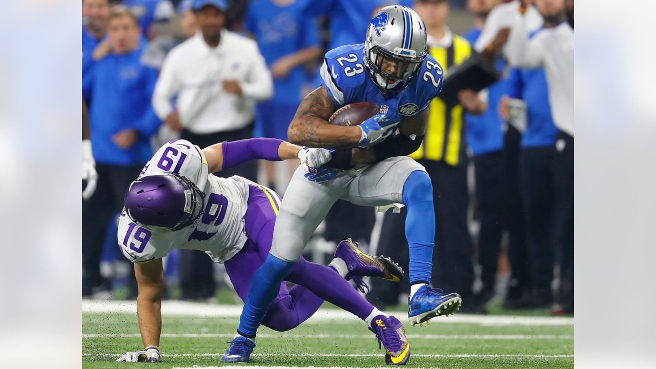 Darius Slay indicates he will not be at the Lions mandatory minicamp