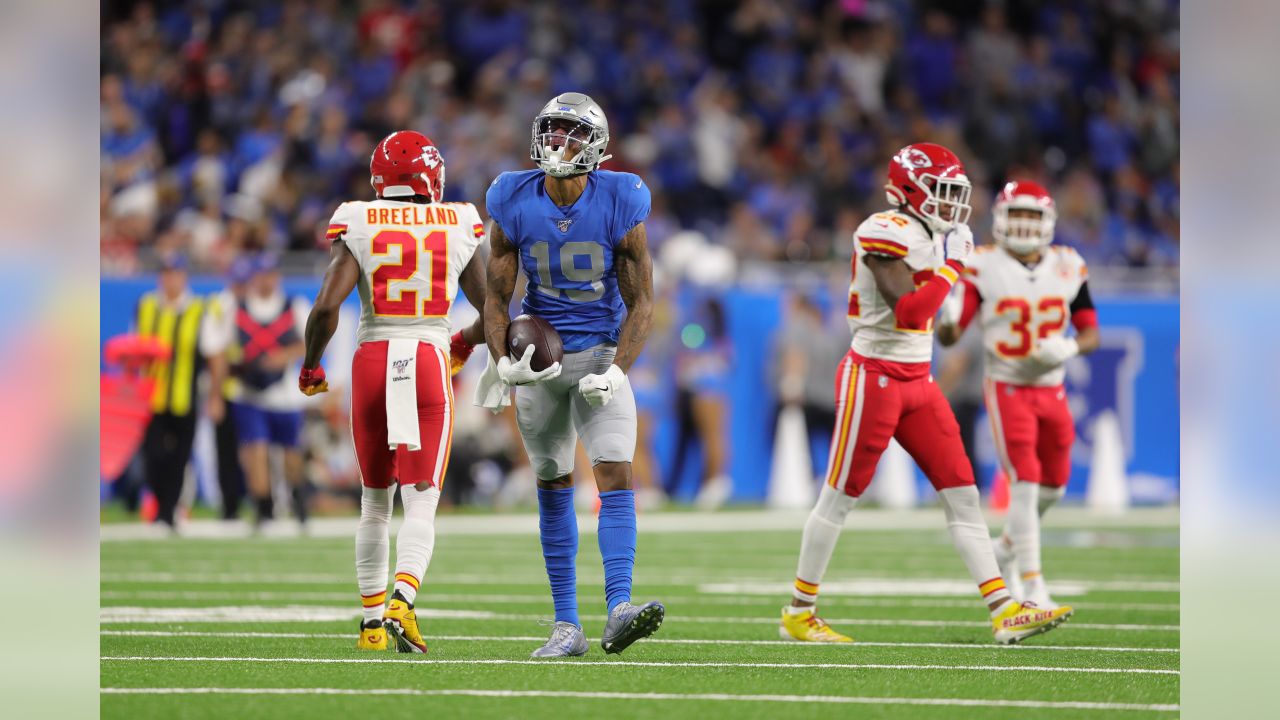 Lions injury updates: Da'Shawn Hand's, T.J. Hockenson's issues