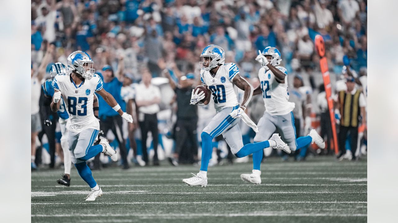 Detroit Lions tight end James Mitchell (82) warms up before a