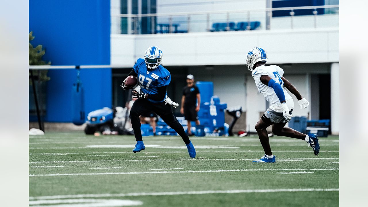 ALLEN PARK, MI - AUGUST 05: Detroit Lions WR Kalil Pimpleton (83) in action  during Lions training camp on August 5, 2022 at Detroit Lions Training Camp  in Allen Park, MI (Photo