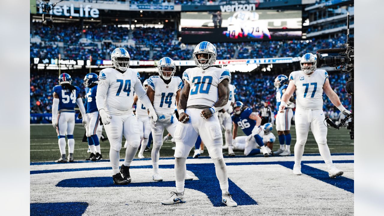 Detroit Lions Week 14 youth report: Frank Ragnow, best center in the NFL? -  Pride Of Detroit