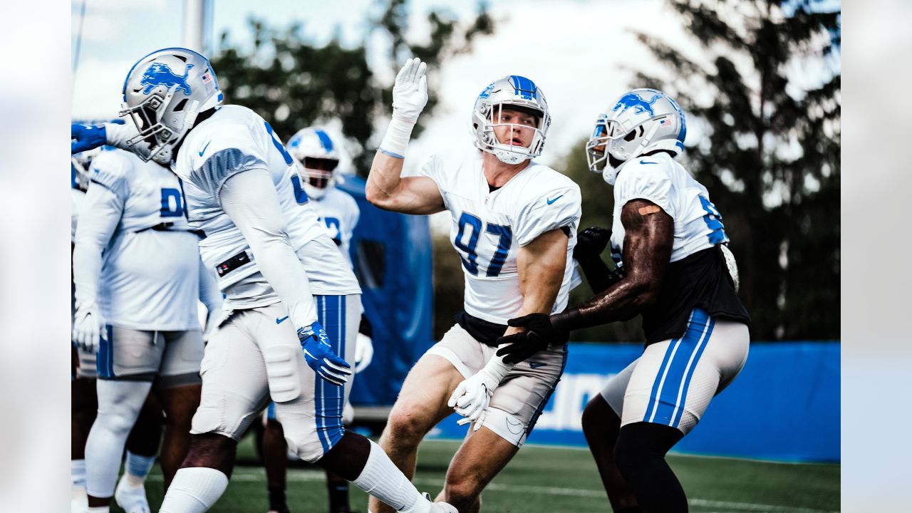 Ahead of debut, Lions' Aidan Hutchinson already carrying himself like a vet