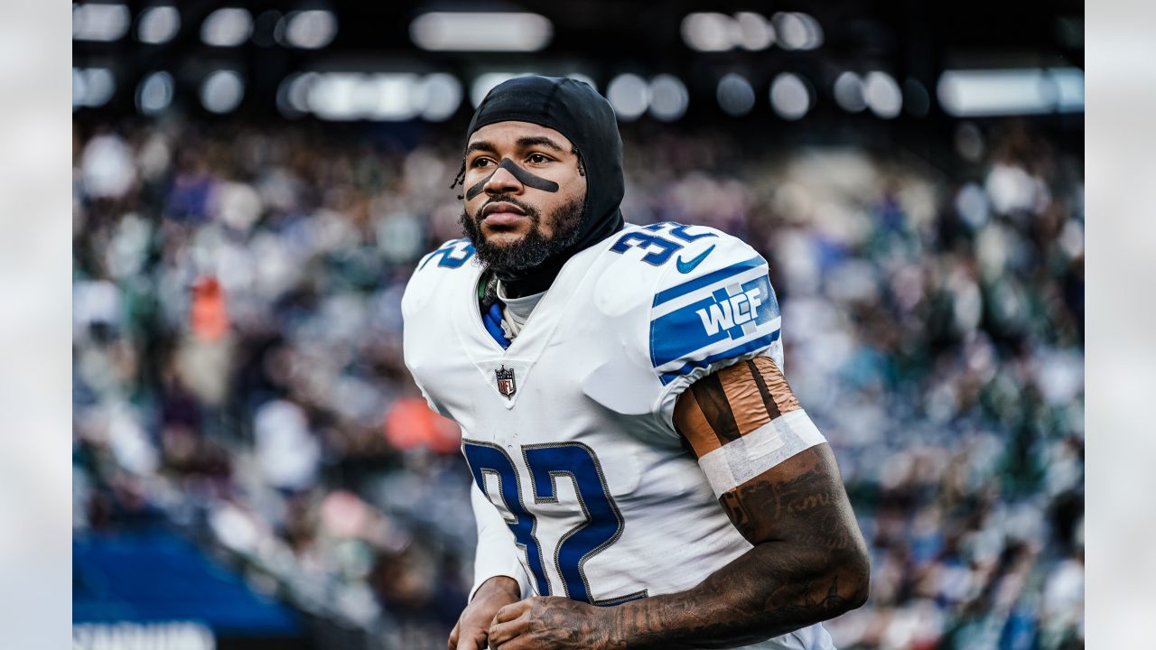 East Rutherford, New Jersey, USA. 18th Dec, 2022. Detroit Lions running  back D'ANDRE SWIFT (32) in action at MetLife Stadium in East Rutherford New Jersey  Detroit defeats New York 20 to 17 (