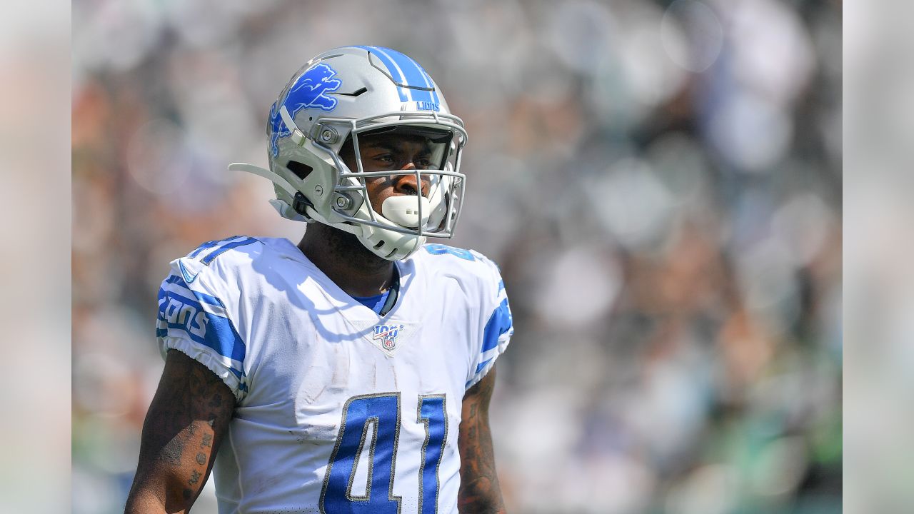 Detroit Lions running back J.D. McKissic (41) cannot catch a pass