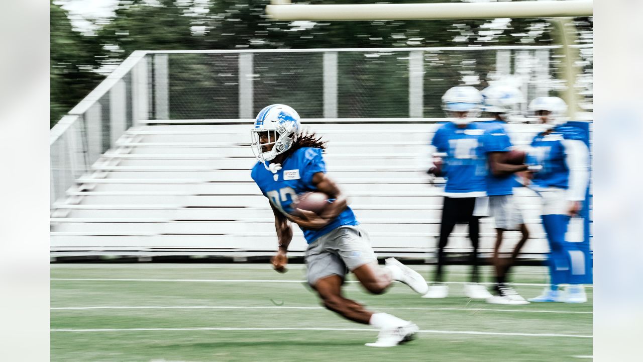 ALLEN PARK, MI - AUGUST 05: Detroit Lions WR Kalil Pimpleton (83) in action  during Lions training camp on August 5, 2022 at Detroit Lions Training Camp  in Allen Park, MI (Photo