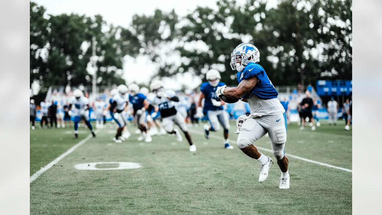 Detroit Lions 2022 training camp Day 9 observations: Malcolm Rodriguez  working with 1st, 2nd teams - Pride Of Detroit