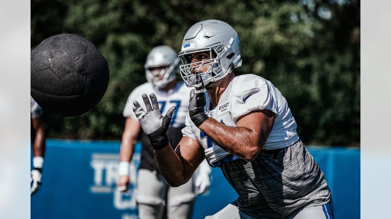 Trey Flowers embracing competition in Lions camp