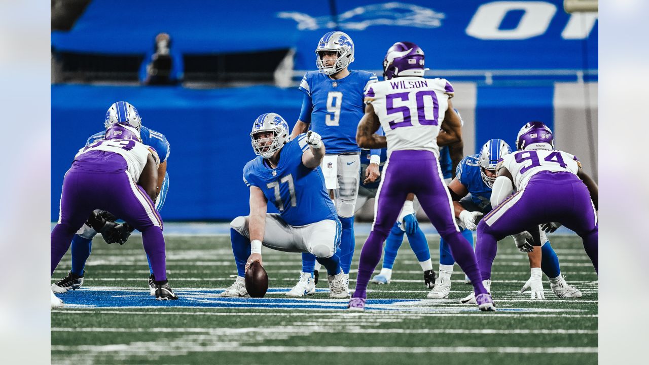 Cousins throws 3 TDs, Vikings end with 37-35 win over Lions