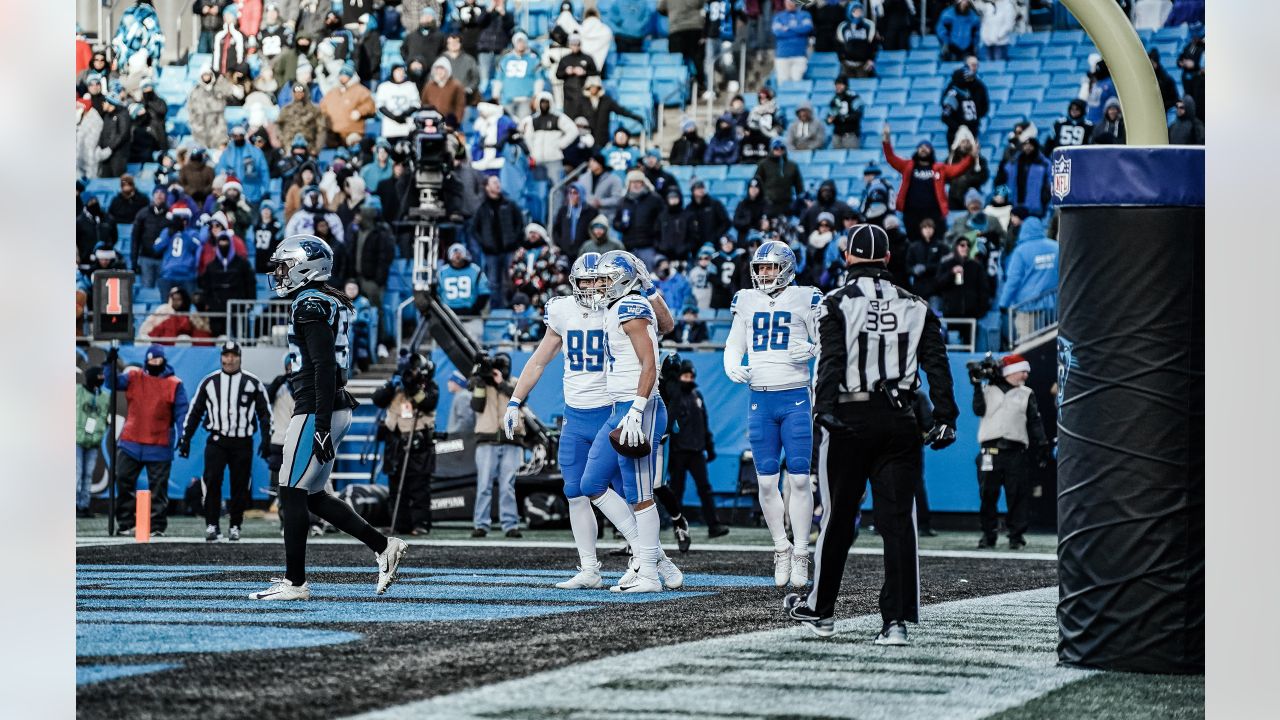 Detroit Lions' playoff hopes take big hit with loss to Carolina