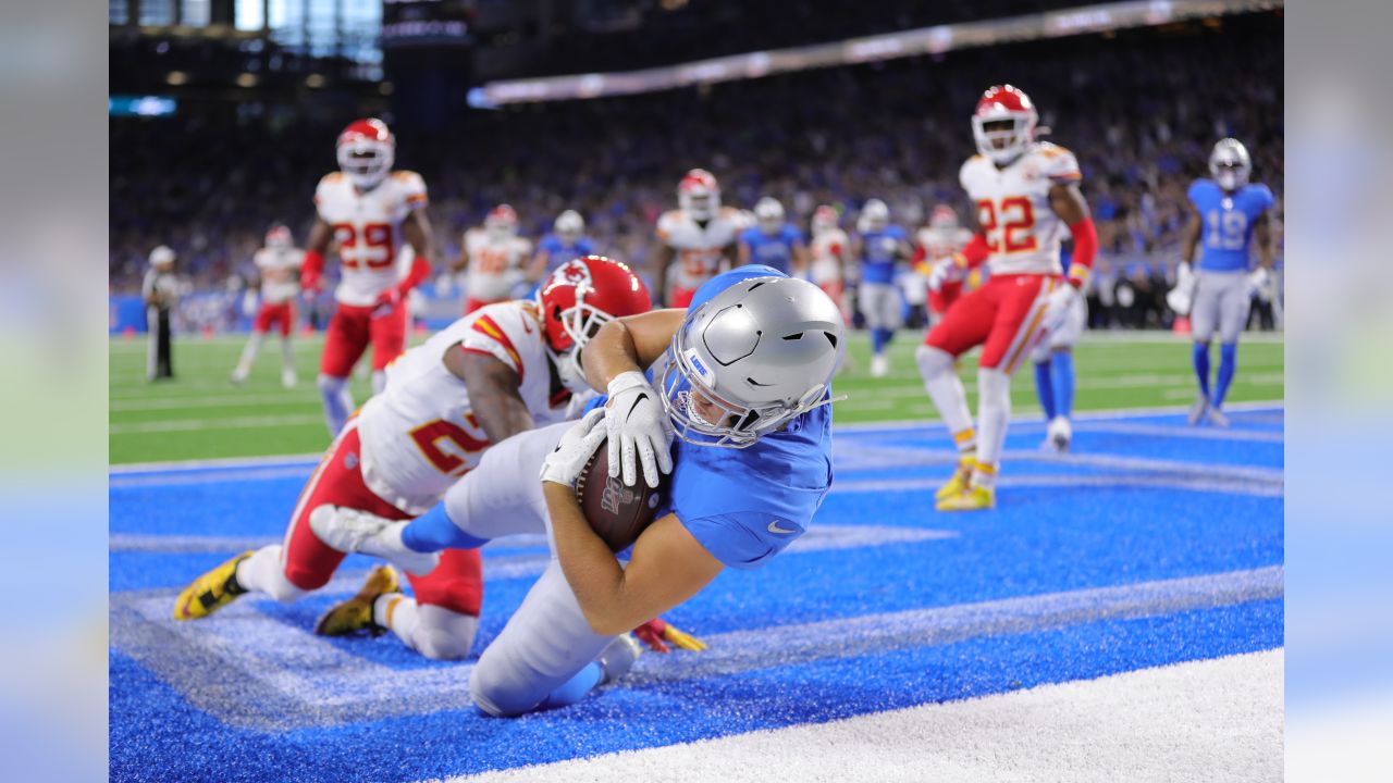 Detroit Lions tight end T.J. Hockenson (88) catches a touchdown pass as  Kansas City Chiefs defensive back Bashaud Breeland (21) defends during an  NFL football game in Detroit, Sunday, Sept. 29, 2019. (