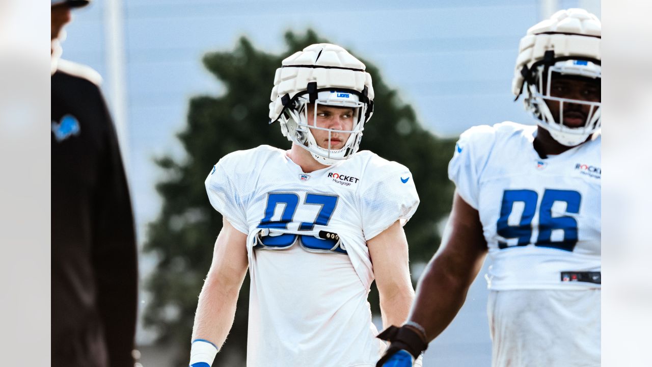 Defense Dominates Day 6 of Detroit Lions Training Camp - Woodward