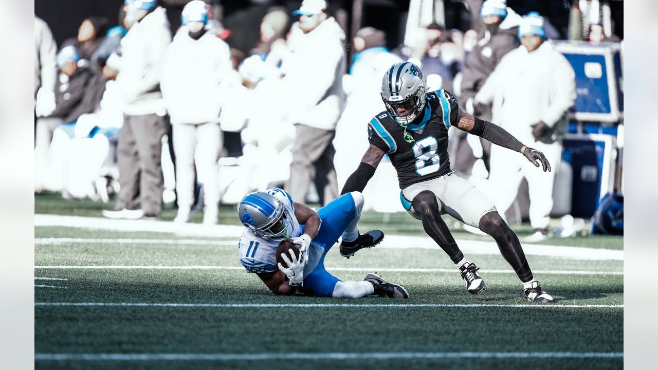 Detroit Lions running back Craig Reynolds (13) looks on against the  Carolina Panthers during a preseason NFL football game Friday, Aug. 25,  2023, in Charlotte, N.C. (AP Photo/Jacob Kupferman Stock Photo - Alamy