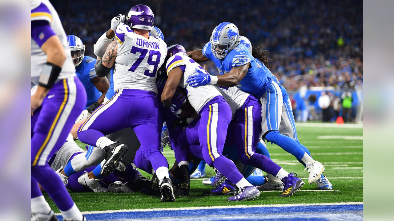 Kyle Rudolph catches Hail Mary in Vikings' win against Detroit Lions