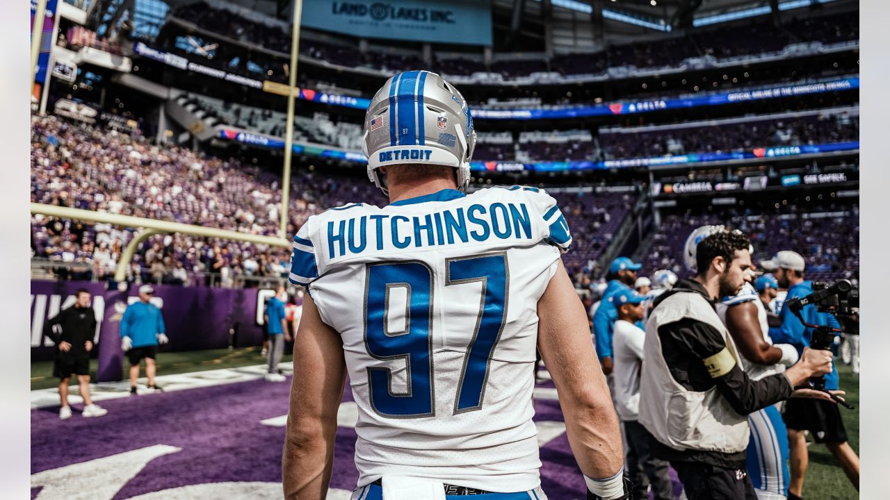 MINNEAPOLIS, MN - SEPTEMBER 25: Minnesota Vikings Wide Receiver Adam  Thielen (19) looks on after scoring a touchdown during the NFL game between  the Detroit Lions and the Minnesota Vikings on September