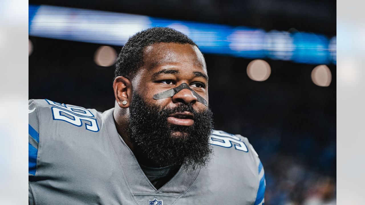 DETROIT, MI - DECEMBER 11: Detroit Lions Defensive End (96) Isaiah Buggs  during introductions before the game between Minnesota Vikings and Detroit  Lions on December 11, 2022 in Detroit, MI (Photo by