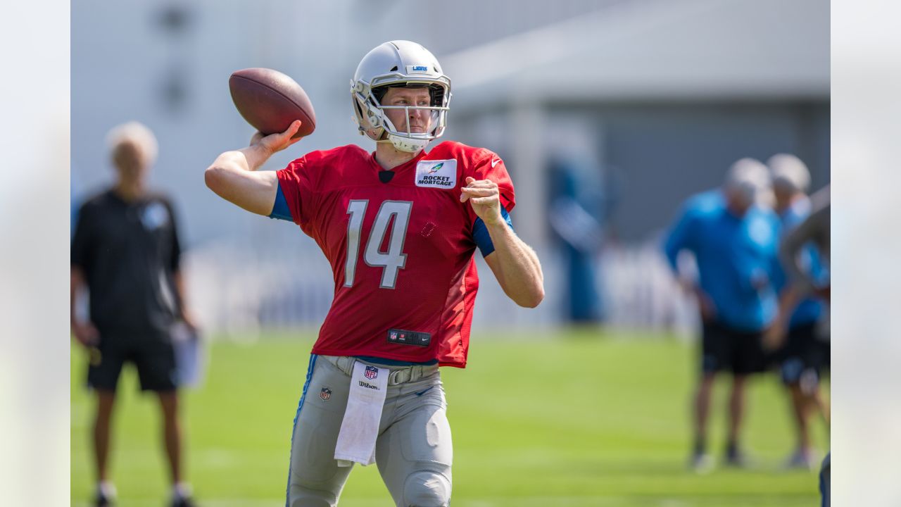 Jake Rudock among 9 signed to Detroit Lions' practice squad