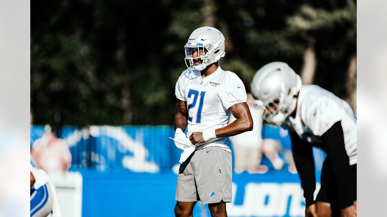 Lions HC Dan Campbell explains why he calls WR Josh Reynolds 'The Praying  Mantis'