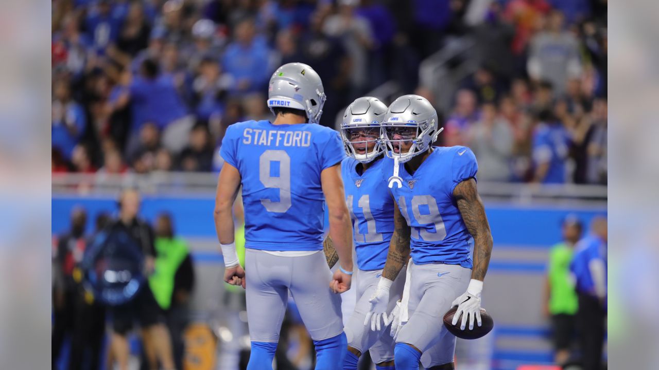 Stafford, Agnew lead Lions over Eagles 27-24