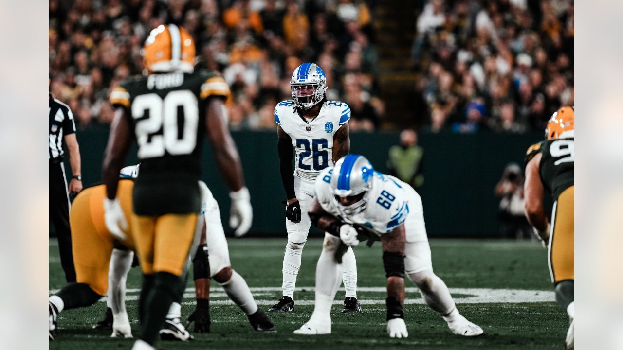 Detroit Lions RB David Montgomery rushes for 3 touchdowns in victory over  Green Bay Packers