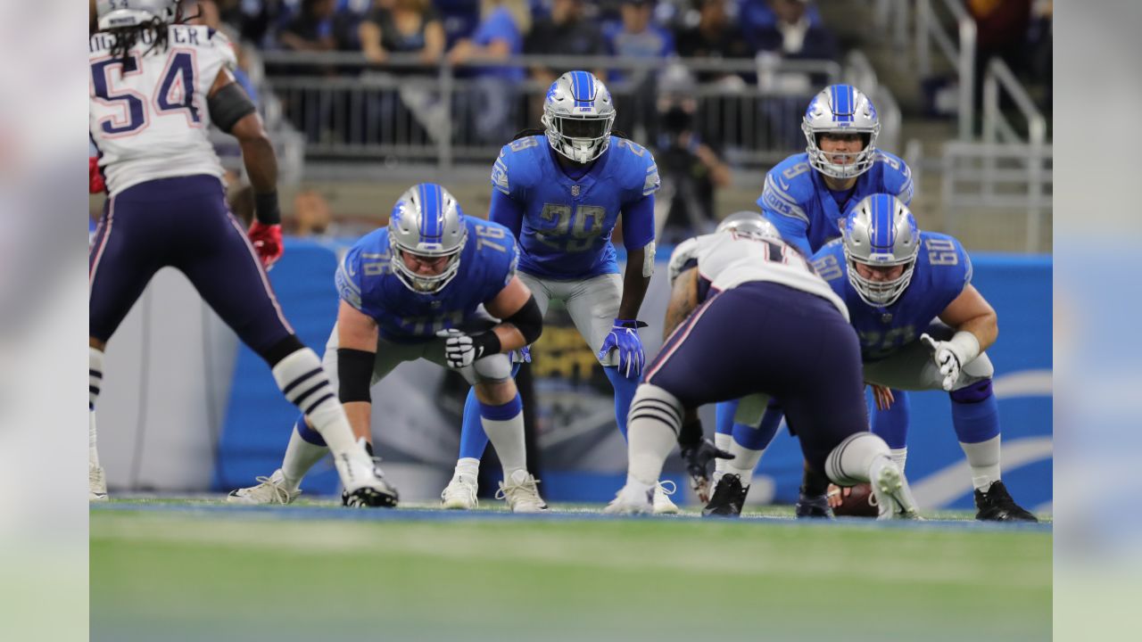 Detroit Lions running back LeGarrette Blount (29) celebrates his