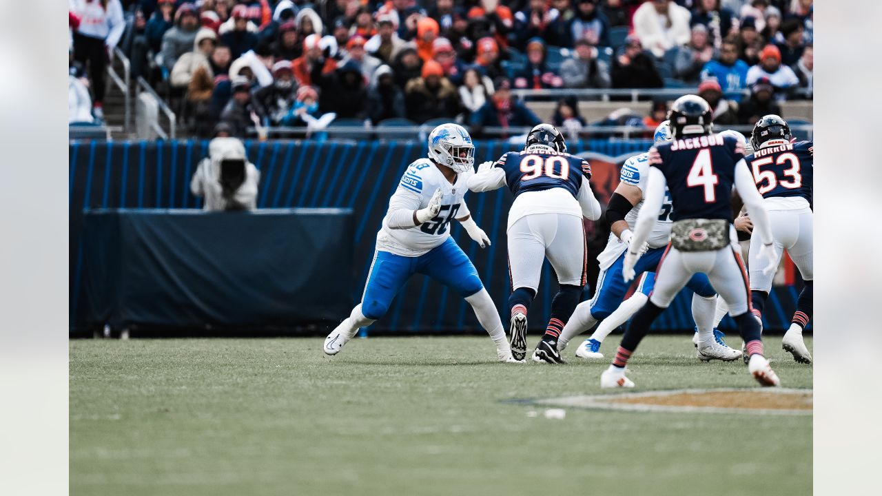 November 13, 2022: Chicago Bears #33 Jaylon Johnson tackles Lions #11 Kalif  Raymond during a game against the Detroit Lions in Chicago, IL. Mike  Wulf/CSM/Sipa USA(Credit Image: © Mike Wulf/Cal Sport Media/Sipa