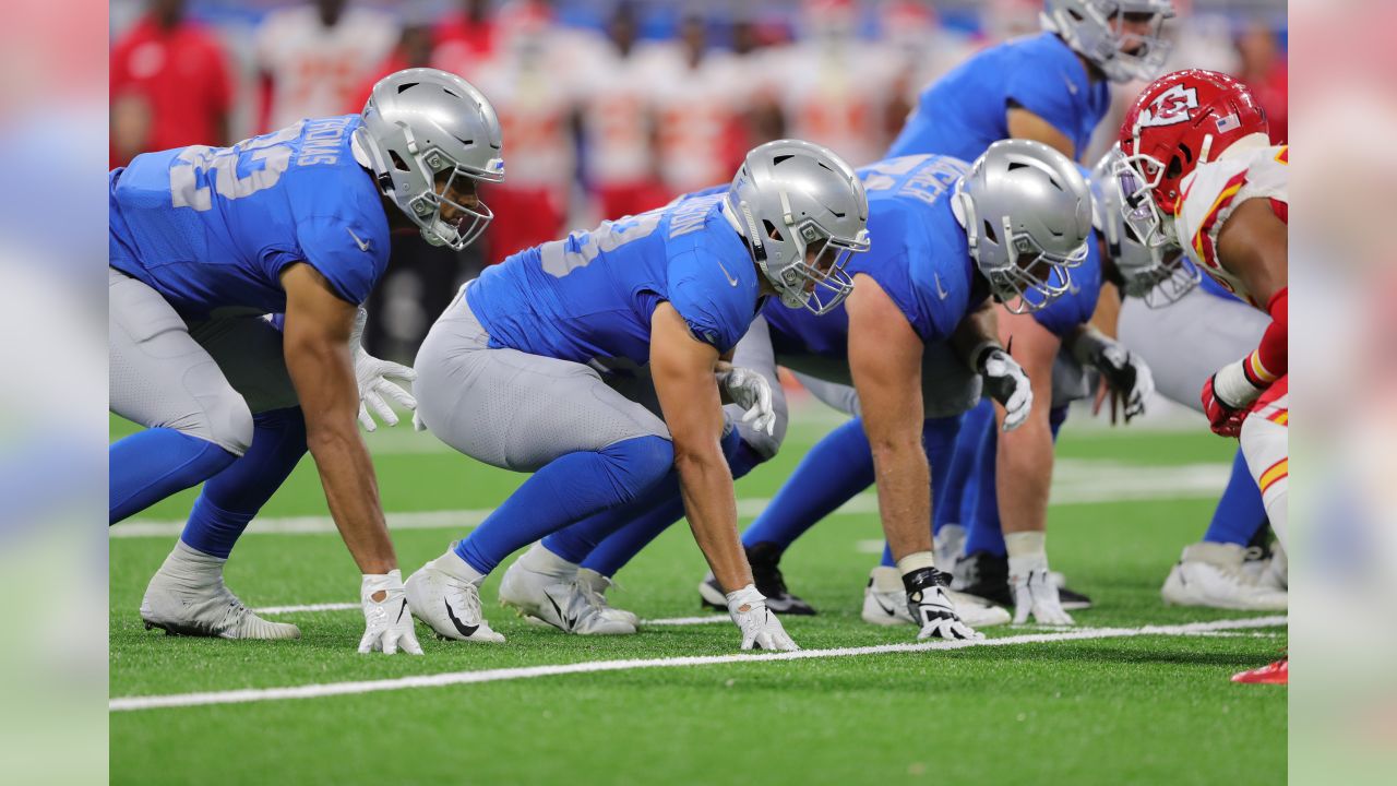 Detroit Lions tight end T.J. Hockenson (88) catches a touchdown pass as  Kansas City Chiefs defensive back Bashaud Breeland (21) defends during an  NFL football game in Detroit, Sunday, Sept. 29, 2019. (