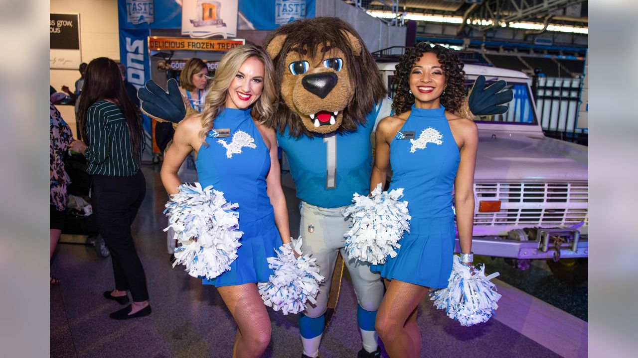 Nothing brings out a smile - Detroit Lions Mascot - Roary