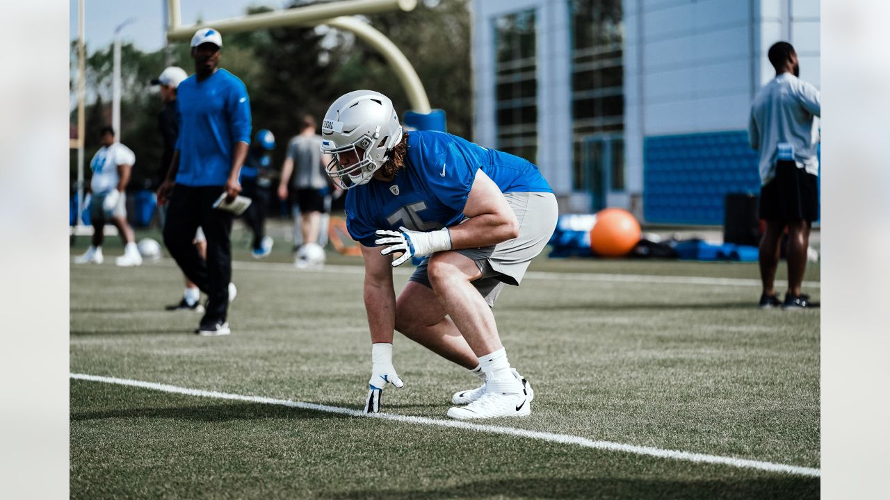 Detroit Lions' Jahmyr Gibbs out of rookie minicamp with minor injury