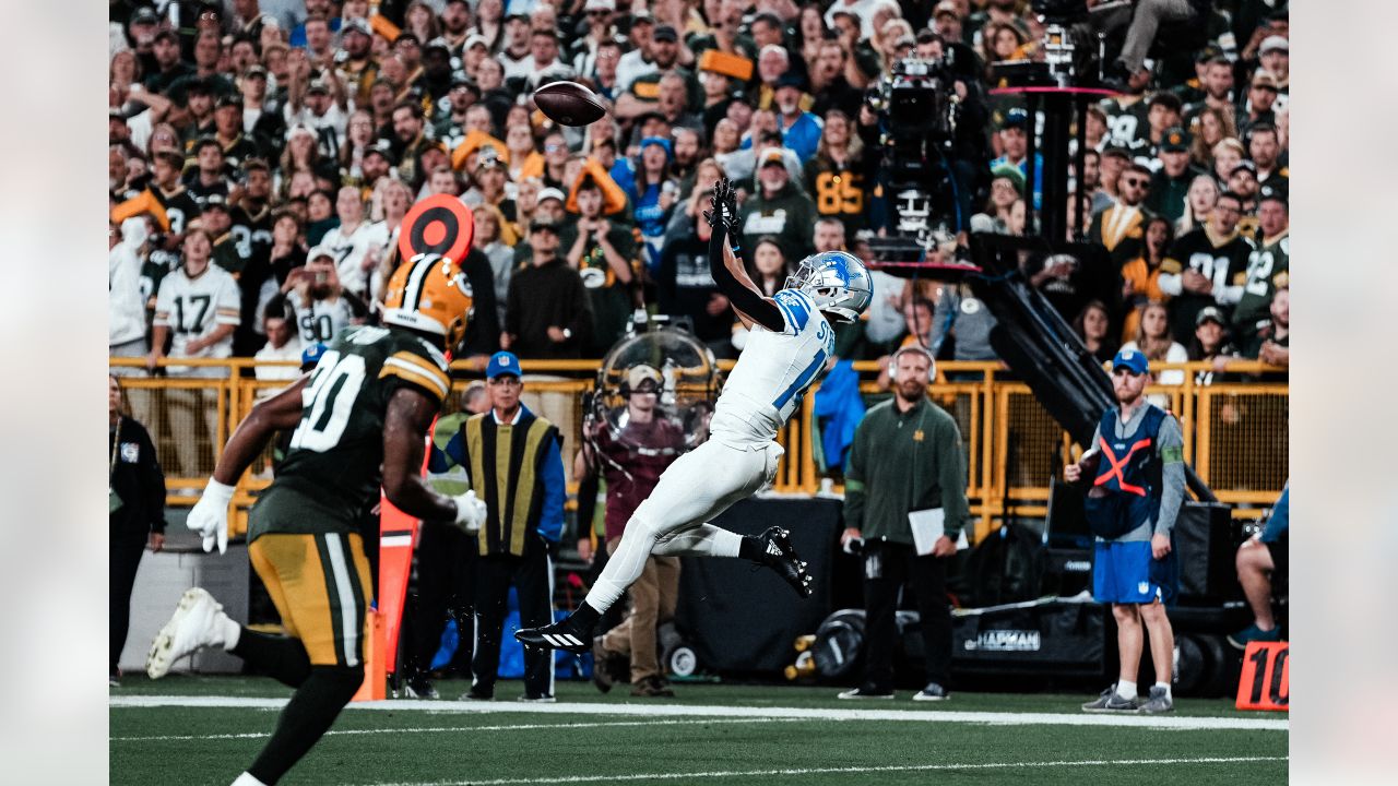 Lions WR Jameson Williams reinstated early as NFL reduces