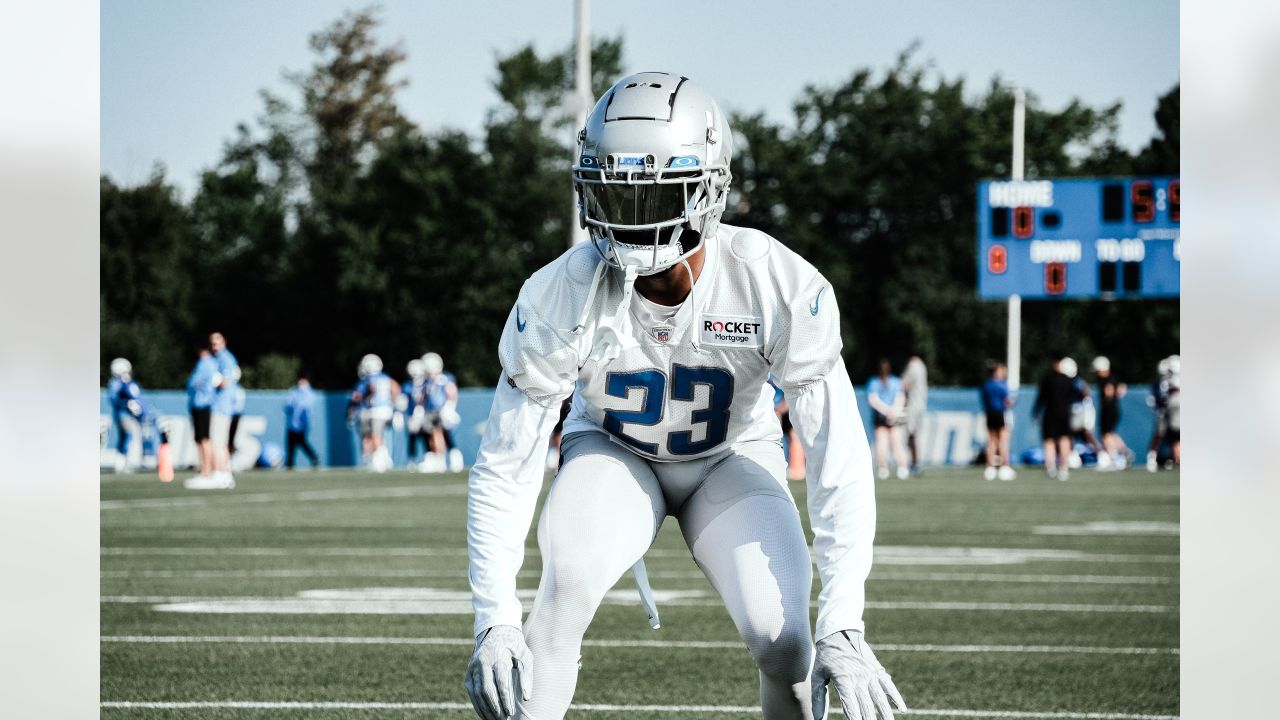 Amon-Ra St. Brown returns to Lions practice, Taylor Decker ramps up  activity 