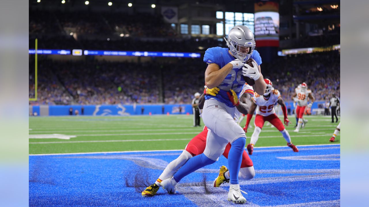 Detroit Lions tight end T.J. Hockenson (88) catches a touchdown pass as  Kansas City Chiefs defensive back Bashaud Breeland (21) defends during an  NFL football game in Detroit, Sunday, Sept. 29, 2019. (