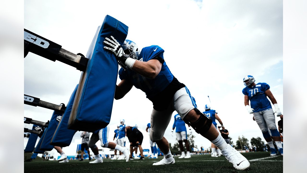 Lions news: Jack Campbell, Levi Onwuzurike get PFF's honors of the week -  Pride Of Detroit