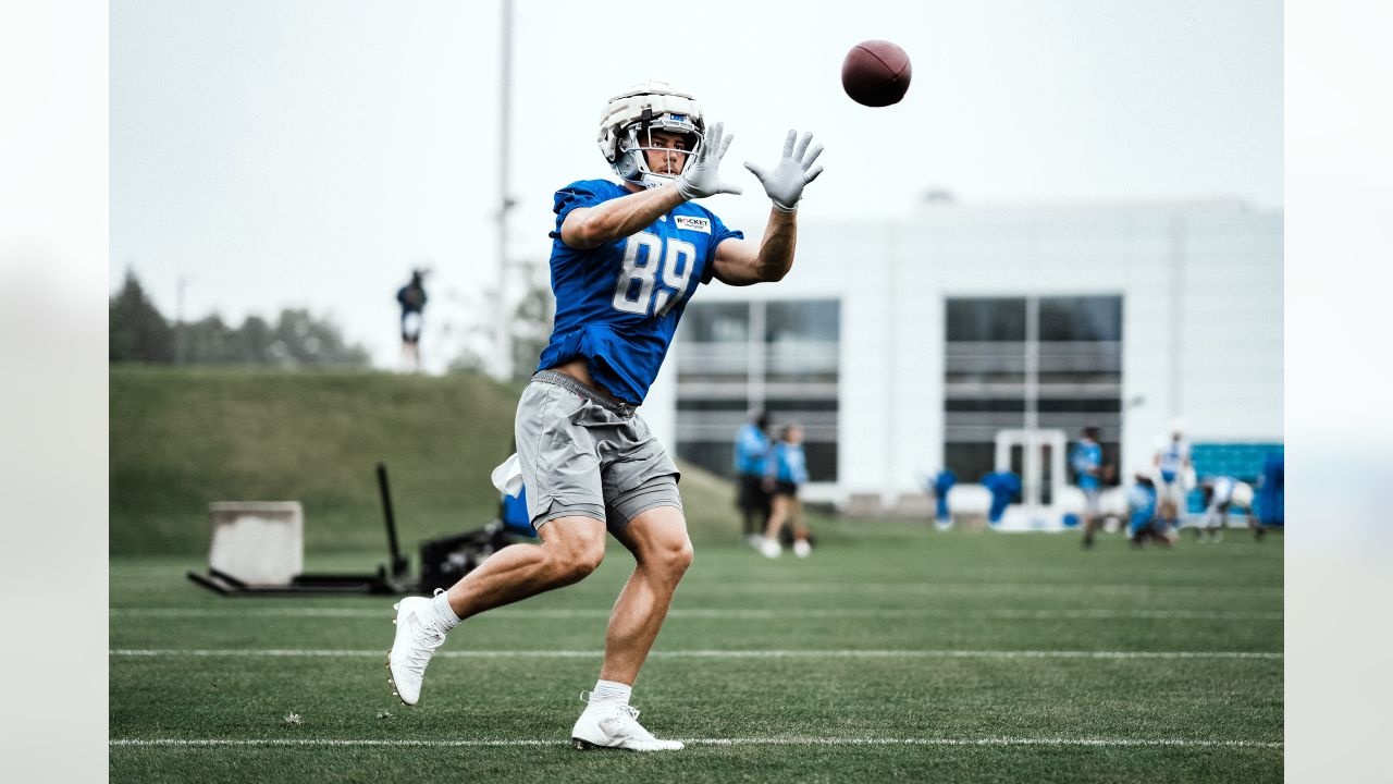 Lions rookie Aidan Hutchinson now getting practice reps with linebackers,  too 